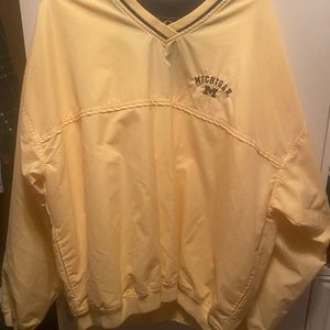 Men’s golf pullover